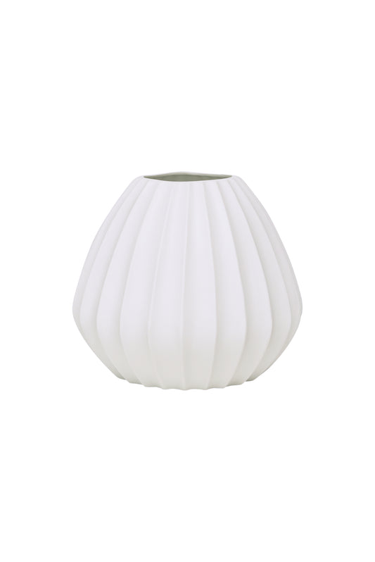 Wide Ridge Table Lamp