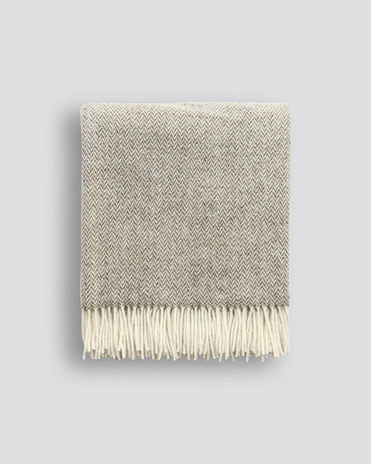 Featherston Throw - RUMEFurtex