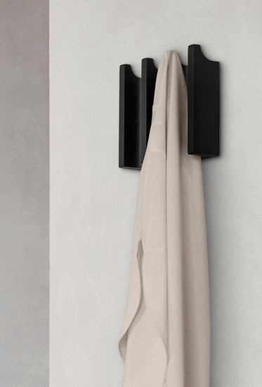 Kristina Dam - Column Coat Rack - RUMEMaytime