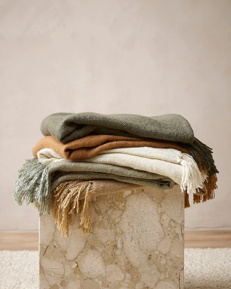 Baya Richmond throw - Dark Olive