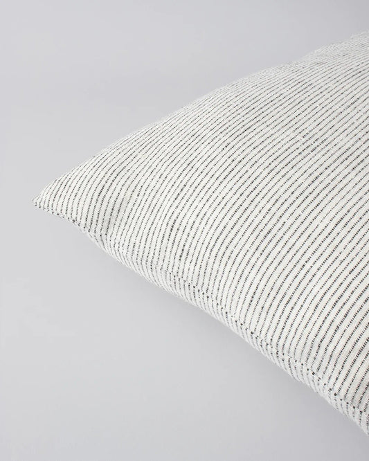 Sandridge Cushion - Off White/Lead - RUMEFurtex